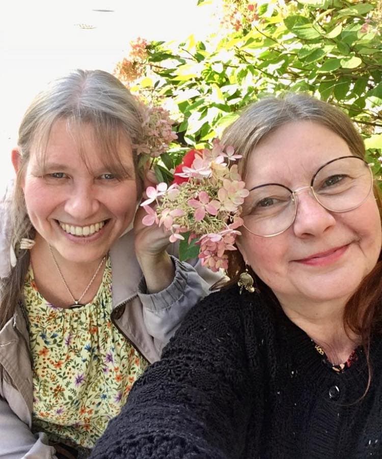 Juurijuhla - HoivaPelimannit Maria Kalaniemi ja Elina Leskelä 